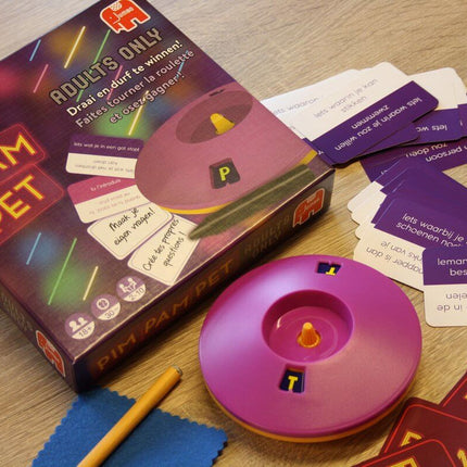 Dit is een foto van het spel Pim Pam Pet Adults Only te koop bij Speldorado Spellenwinkel Delft