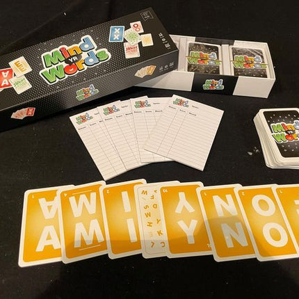 Dit is een foto van het spel Mind Yr Words te koop bij Speldorado Spellenwinkel Delft