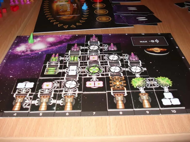 Dit is een foto van het spel Galaxy Trucker EN te koop bij Speldorado Spellenwinkel Delft