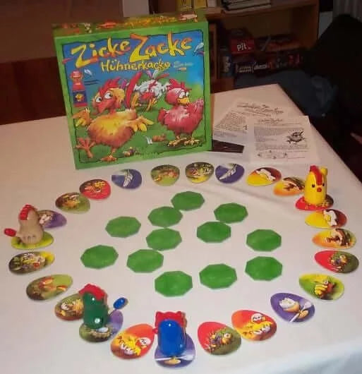 Dit is een foto van het spel Jakkiebak! Kippenkak! te koop bij Speldorado Spellenwinkel Delft