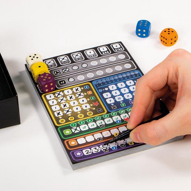 Dit is een foto van het spel Clever te koop bij Speldorado Spellenwinkel Delft