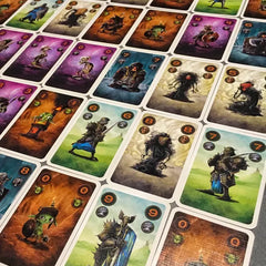Collectie Claim kaartspel bij Speldorado – trick‑taking duelspel voor 2 spelers met vijf facties en unieke vaardigheden.