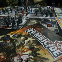 Zombicide bordspel met speelbord, miniaturen en uitbreidingen zoals Black Plague en Zombicide 2nd Edition in zombie thema