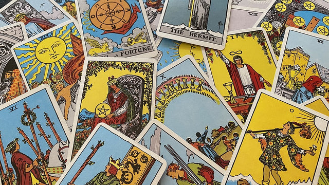 Tarot en Patience Kaarten – Rider-Waite tarot, Light Seer’s deck, Patience kaartspel