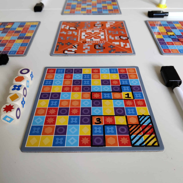 Collectie strategische dobbelspellen bij Speldorado – Qwixx, Clever, Machi Koro 2 en andere tactische dobbelspellen