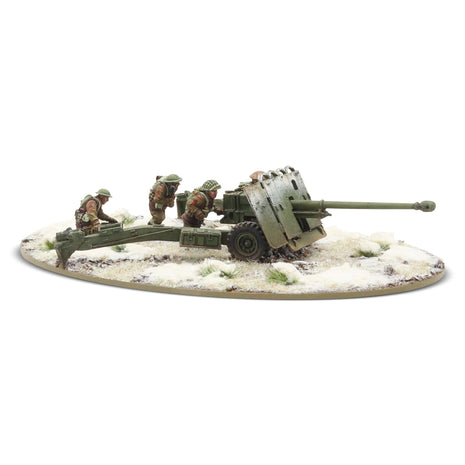 17 Pdr Anti-Tank Gun with British Infantry (Winter) Crew