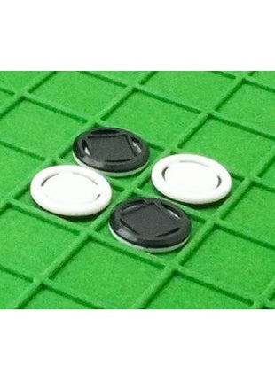 Dit is een foto van het spel Othello Classic Reversi te koop bij Speldorado Spellenwinkel Delft