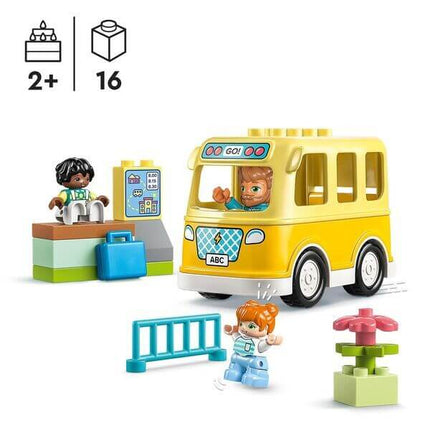 Het Busritje - 10988, 41104503 van Lego te koop bij Speldorado !