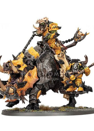 Dit is een afbeelding van het miniatuur Tuskboss On Maw-Grunta - Orruk Warclans voor het spel Warhammer, te koop bij Tabletop Miniature Wargames spellenwinkel Speldorado in delft