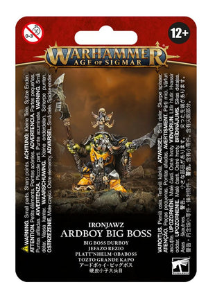 Dit is een afbeelding van het miniatuur Ardboy Big Boss - Orruk Warclans voor het spel Warhammer, te koop bij Tabletop Miniature Wargames spellenwinkel Speldorado in delft