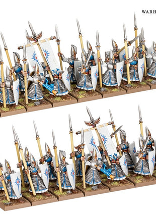 Dit is een afbeelding van het miniatuur high elf realms: elven spearmen voor het spel Warhammer, te koop bij Tabletop Miniature Wargames spellenwinkel Speldorado in delft