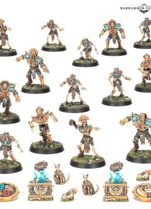 Dit is een afbeelding van het miniatuur Tomb Kings Team - Blood Bowl voor het spel Warhammer, te koop bij Tabletop Miniature Wargames spellenwinkel Speldorado in delft
