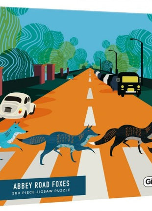 Dit is een foto van het spel Abbey Road Foxes te koop bij Speldorado Spellenwinkel Delft