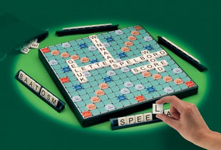 Dit is een foto van het spel Scrabble Xl te koop bij Speldorado Spellenwinkel Delft