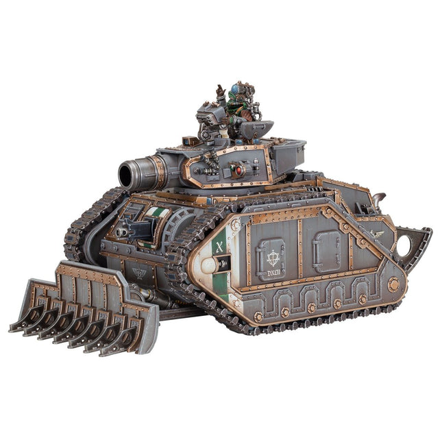 Dit is een foto van het spel Leman Russ Assault Tank - Solar Auxilia te koop bij Speldorado Spellenwinkel Delft