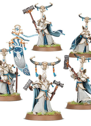 Dit is een afbeelding van het miniatuur Alarith Stoneguard - Lumineth Realm Lords voor het spel Warhammer, te koop bij Tabletop Miniature Wargames spellenwinkel Speldorado in delft