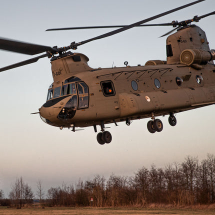 Ch-47D Chinook - 3825, 3825 van Revell te koop bij Speldorado !