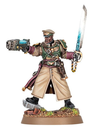 Dit is een afbeelding van het miniatuur Cadian Castellan - Astra Militarum voor het spel Warhammer, te koop bij Tabletop Miniature Wargames spellenwinkel Speldorado in delft