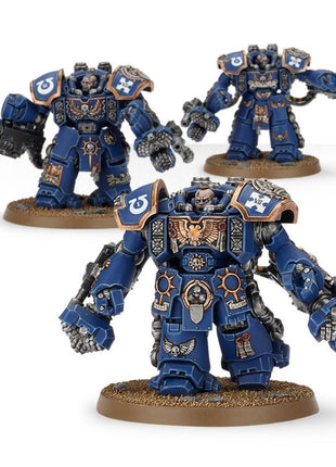 Dit is een afbeelding van het miniatuur Centurion Assault Squad - Space Marines voor het spel Warhammer, te koop bij Tabletop Miniature Wargames spellenwinkel Speldorado in delft