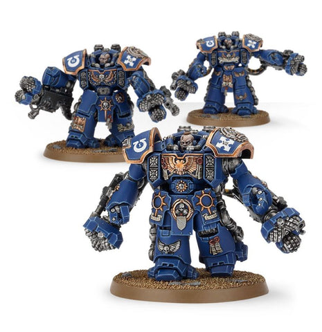 Dit is een afbeelding van het miniatuur Centurion Assault Squad - Space Marines voor het spel Warhammer, te koop bij Tabletop Miniature Wargames spellenwinkel Speldorado in delft