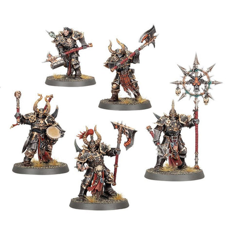 Dit is een afbeelding van het miniatuur Chaos chosen - Slaves to Darkness voor het spel Warhammer, te koop bij Tabletop Miniature Wargames spellenwinkel Speldorado in delft