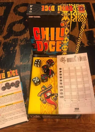Dit is een foto van het spel Chili Dice te koop bij Speldorado Spellenwinkel Delft