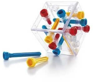 Dit is een foto van het spel Criss Cross Cube - Cube Puzzlers - Smart Games te koop bij Speldorado Spellenwinkel Delft