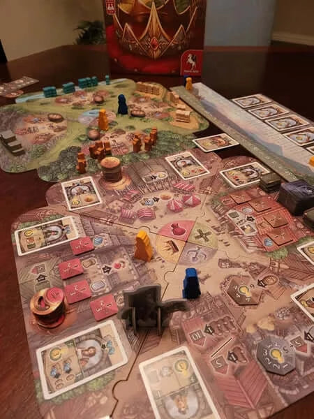 Dit is een foto van het spel Crown Of Emara te koop bij Speldorado Spellenwinkel Delft