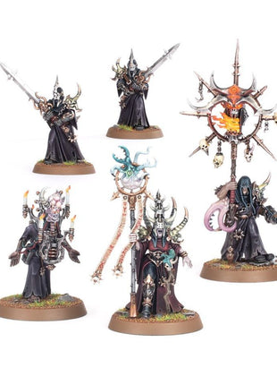 Dit is een afbeelding van het miniatuur Dark Commune - Chaos Space Marines voor het spel Warhammer, te koop bij Tabletop Miniature Wargames spellenwinkel Speldorado in delft