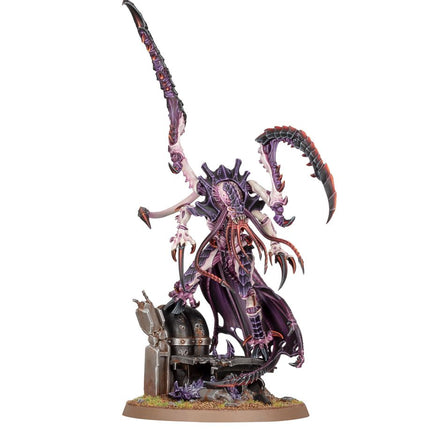 Dit is een afbeelding van het miniatuur Deathleaper - Tyranids voor het spel Warhammer, te koop bij Tabletop Miniature Wargames spellenwinkel Speldorado in delft