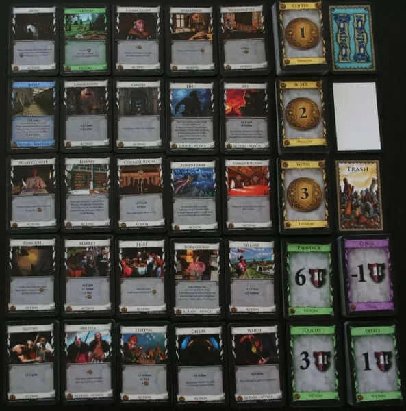Dit is een foto van het spel Dominion te koop bij Speldorado Spellenwinkel Delft