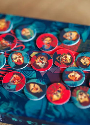 Dit is een foto van het spel Dracula VS Van Helsing te koop bij Speldorado Spellenwinkel Delft