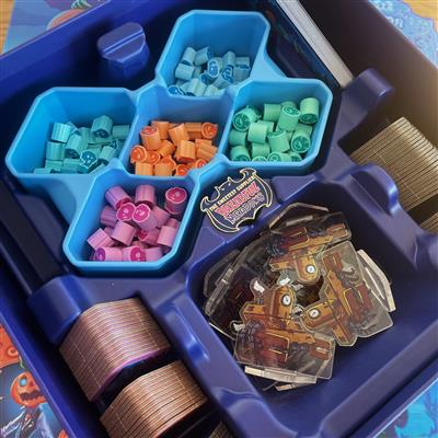 Dit is een foto van het spel Dreadful Meadows te koop bij Speldorado Spellenwinkel Delft