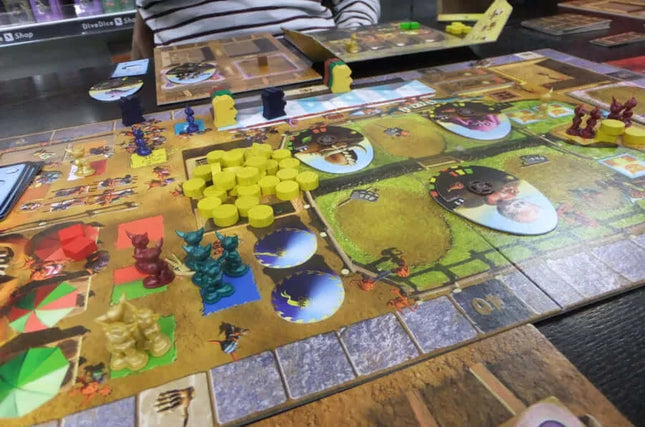 Dit is een foto van het spel Dungeon Petz te koop bij Speldorado Spellenwinkel Delft