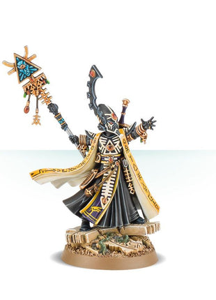 Dit is een afbeelding van het miniatuur Eldrad Ulthran - Aeldari voor het spel Warhammer, te koop bij Tabletop Miniature Wargames spellenwinkel Speldorado in delft