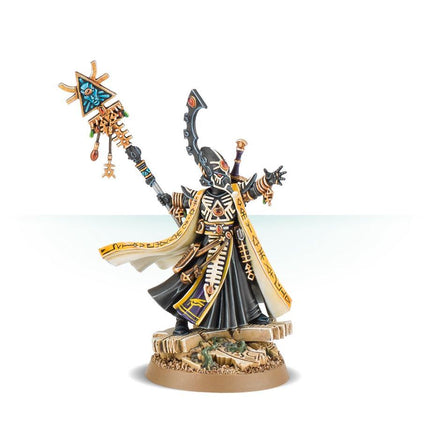 Dit is een afbeelding van het miniatuur Eldrad Ulthran - Aeldari voor het spel Warhammer, te koop bij Tabletop Miniature Wargames spellenwinkel Speldorado in delft