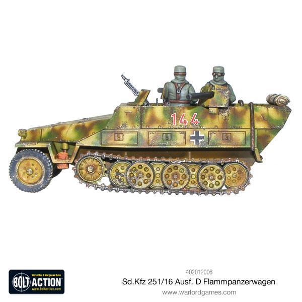Dit is een foto van het spel Sd.Kfz 251/16 Ausf D Flammpanzerwagen Half Track te koop bij Speldorado Spellenwinkel Delft