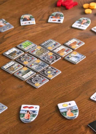 Dit is een foto van het spel Glasgow te koop bij Speldorado Spellenwinkel Delft