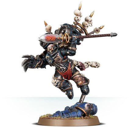 Dit is een afbeelding van het miniatuur Haarken Worldclaimer - Chaos Space Marines voor het spel Warhammer, te koop bij Tabletop Miniature Wargames spellenwinkel Speldorado in delft