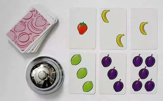 Dit is een foto van het spel Halli Galli te koop bij Speldorado Spellenwinkel Delft