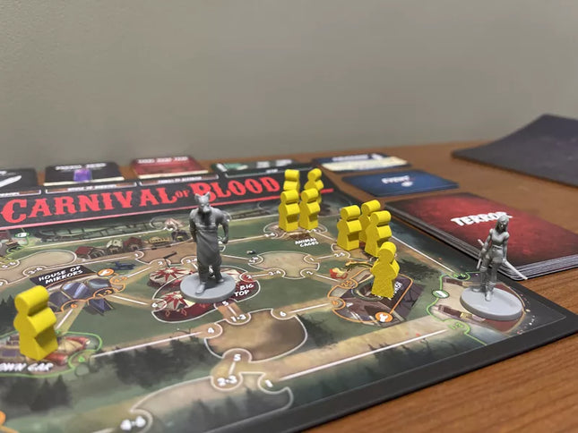 Dit is een foto van het spel Haunting of Creech Manor- Final Girl te koop bij Speldorado Spellenwinkel Delft