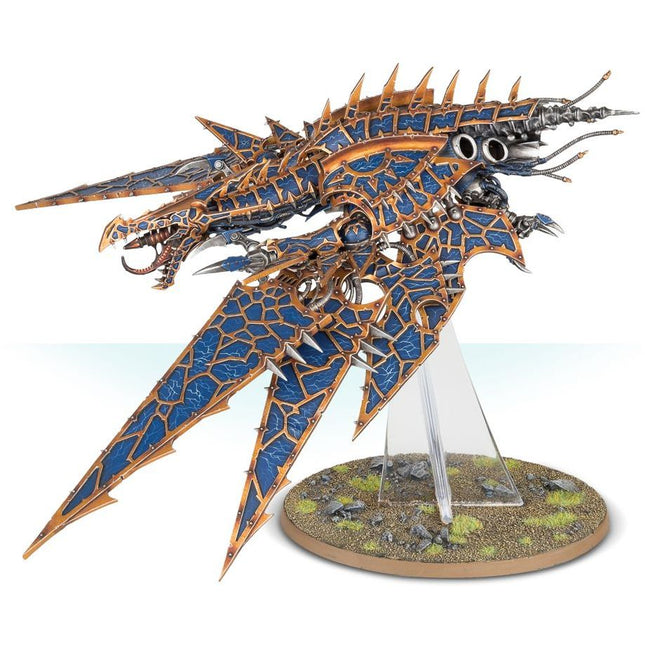 Dit is een afbeelding van het miniatuur Heldrake - Chaos Space Marines voor het spel Warhammer, te koop bij Tabletop Miniature Wargames spellenwinkel Speldorado in delft