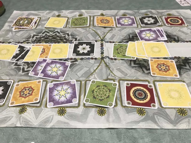 Dit is een foto van het spel Mandala te koop bij Speldorado Spellenwinkel Delft
