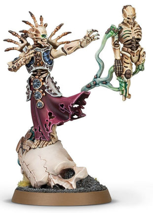 Dit is een afbeelding van het miniatuur Mortisan Boneshaper - Ossiarch Bonereapers voor het spel Warhammer, te koop bij Tabletop Miniature Wargames spellenwinkel Speldorado in delft