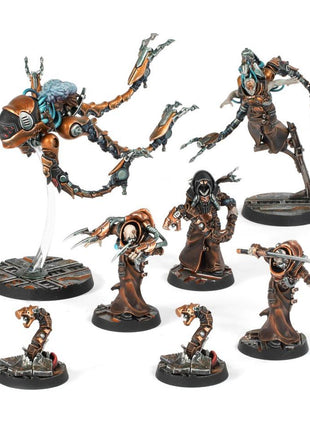 Dit is een afbeelding van het miniatuur Delaque Nacht-Ghul And Psy-Gheists - Necromunda voor het spel Warhammer, te koop bij Tabletop Miniature Wargames spellenwinkel Speldorado in delft