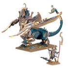 Dit is een foto van het spel Necrosphinx - Tomb Kings of Khemri te koop bij Speldorado Spellenwinkel Delft