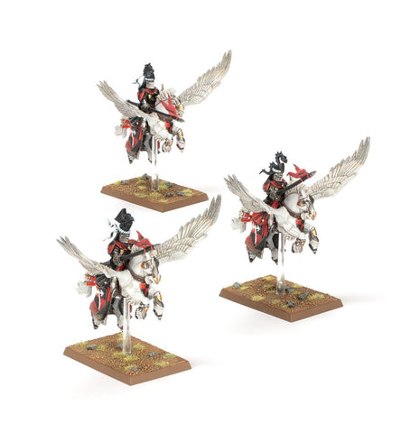 Dit is een afbeelding van het miniatuur Pegasus Knights - Kingdom of Bretonnia voor het spel Warhammer, te koop bij Tabletop Miniature Wargames spellenwinkel Speldorado in delft