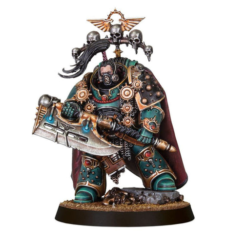 Dit is een afbeelding van het miniatuur Praetor With Power Axe - Adeptus Astartes voor het spel Warhammer, te koop bij Tabletop Miniature Wargames spellenwinkel Speldorado in delft