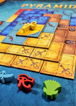 Dit is een foto van het spel Pyramido te koop bij Speldorado Spellenwinkel Delft