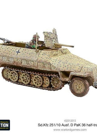 Dit is een foto van het spel Sd.Kfz 251/10 ausf D (3.7mm Pak) Half Track te koop bij Speldorado Spellenwinkel Delft